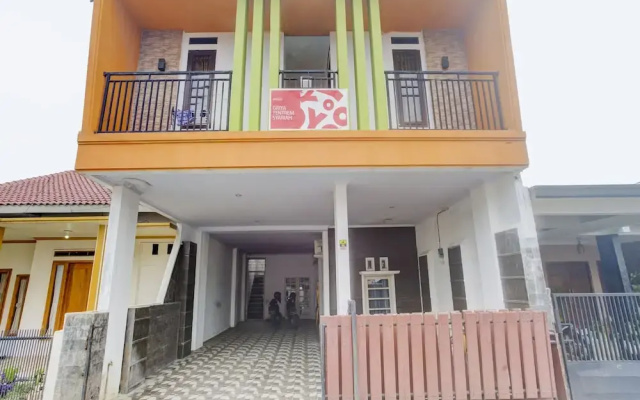 Oyo 90659 Griya Tentrem Syariah