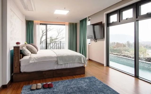 Jeju 29 Pool Villa