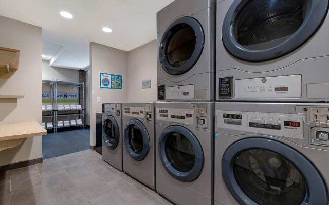 Home2 Suites by Hilton Las Vegas Southwest I-215 Curve