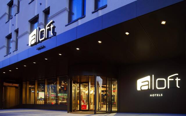 Отель Aloft Munich Мюнхен вид на фасад