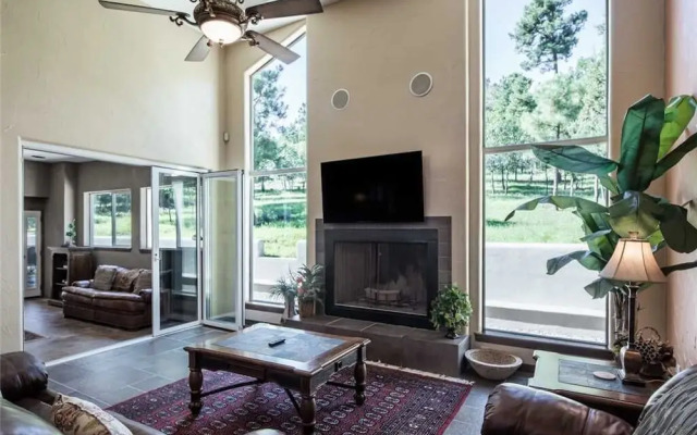 Casa Elegante - Four Bedroom Cabin