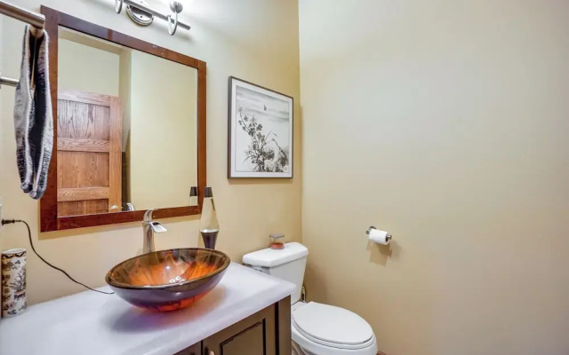 Upscale Laramie Home w/ Hot Tub & Patio!
