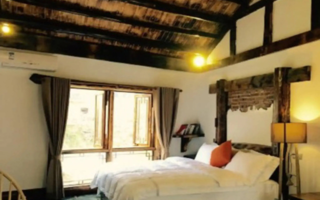No.5 Valley Lodge