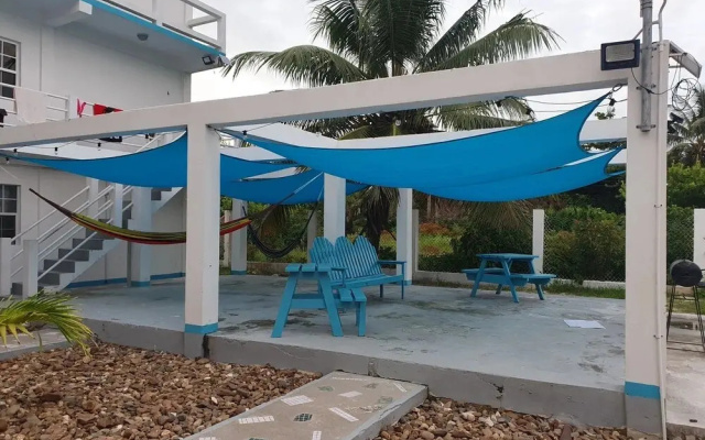Rosco's Faymous Hideaway