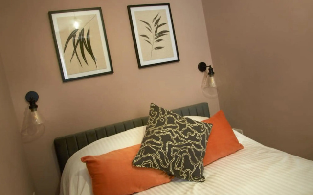 Knightstone Apartment