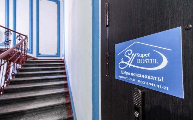 Гостиница SuperHostel на Пушкинской 14 в Санкт-Петербурге - забронировать гостиницу SuperHostel на Пушкинской 14, цены и фото номеров Санкт-Петербург вид на фасад
