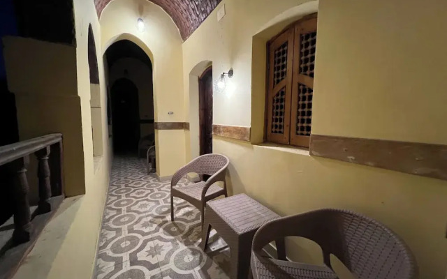 Elphardous Oasis Hotel