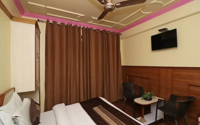 Collection O 1385 Hotel Dream Palace