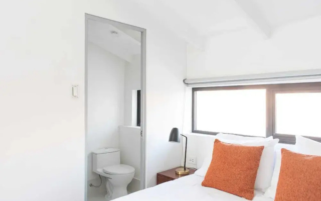 Solara Art House Hotel
