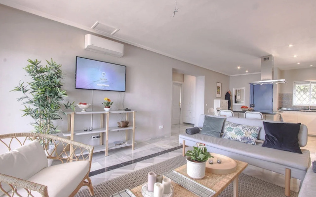 1144 Beachfront First .Line La Cala De Mijas Modern Style