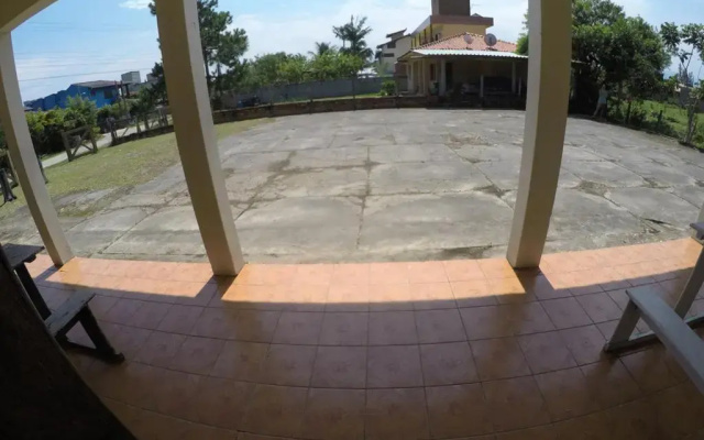 Suítes Casa Amarela da Ferrugem