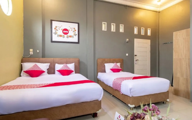 Green Elite by OYO Rooms