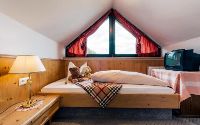 Hotel Alpenruh-Micheluzzi