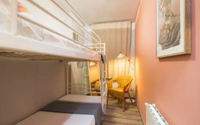 Cozy 2 Bed Apt Near Sagrada Familia