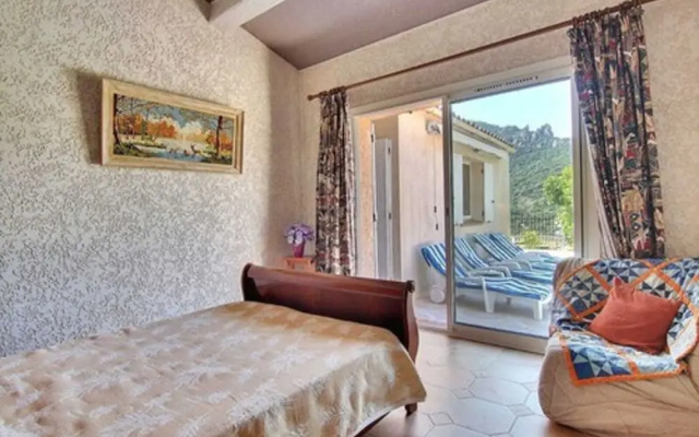 Magnifique Villa,Calme,Vue dégagée,Piscine,Parking,Wifi,Clim