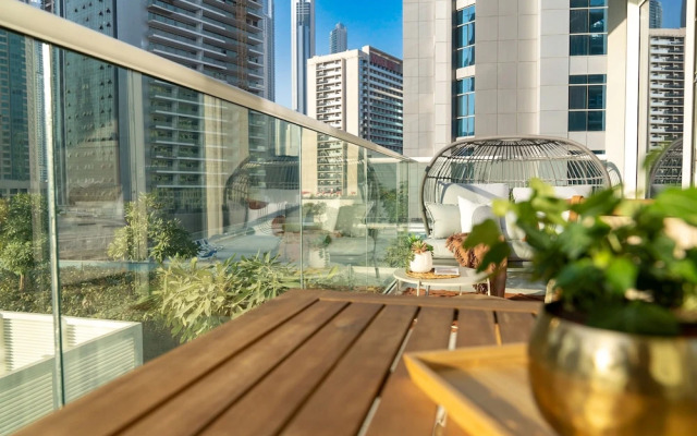 HiGuests - Reva Residences