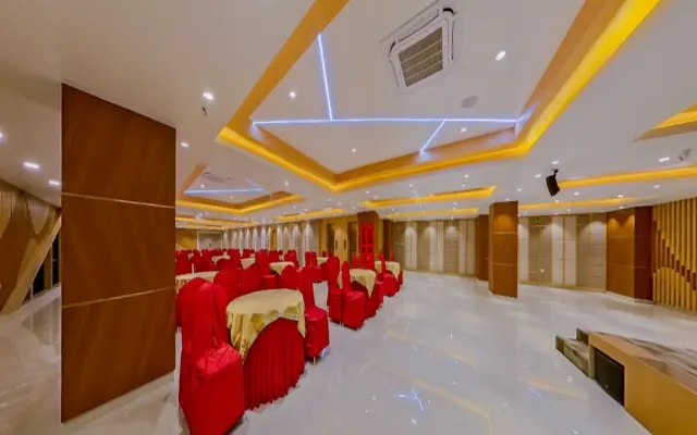 Lords  CBC Plaza  Chitwan