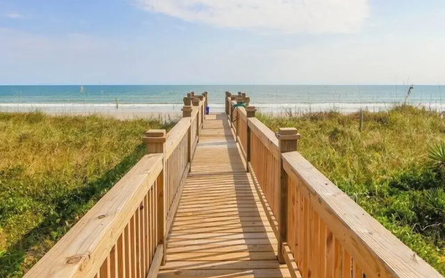 Tournesol by Topsail Realty
