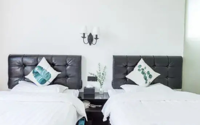 Weizhou Island White House Hotel