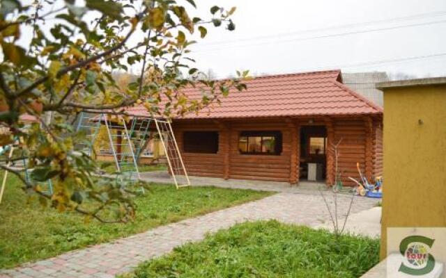 Гостиница Gimba Украина, Поляна - отзывы, цены и фото номеров - забронировать гостиницу Gimba онлайн вид на фасад