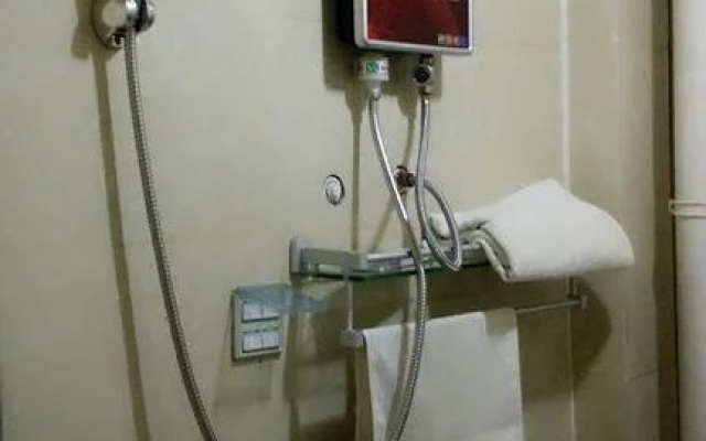 Yufeng Express Hotel