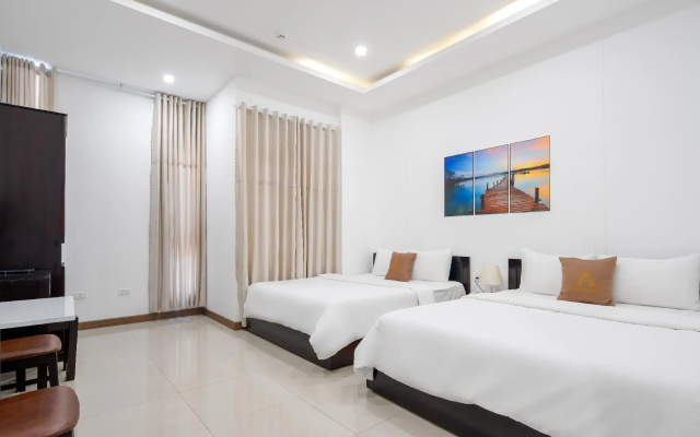 Phuong Dong Hotel & Apartment