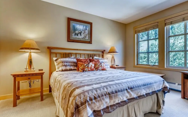 Passage Point 202 2 Bedroom Condo by RedAwning