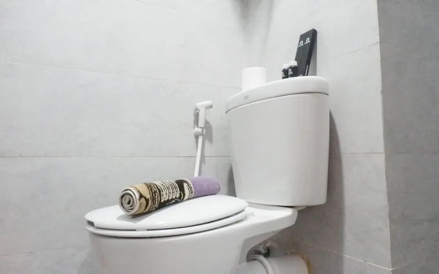 Cozy And Vibrant Studio Apartment At Taman Melati Surabaya