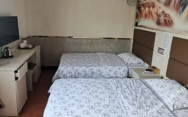 Longxiang Hotel