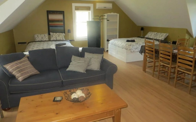 R&F Alpacas B&B