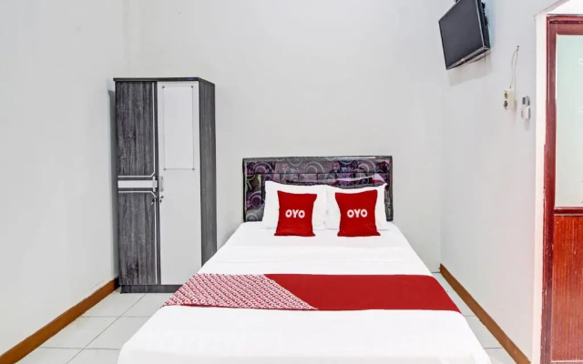 Capital O 91690 Moza Guest House