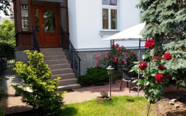 Апартаменты Sopot Roza Apartments Сопот вид на фасад