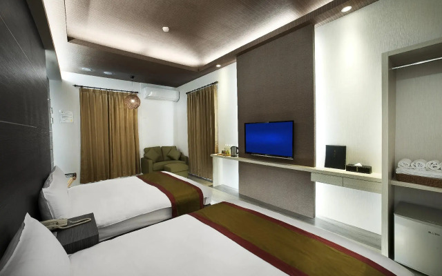 One Fukun Hotel