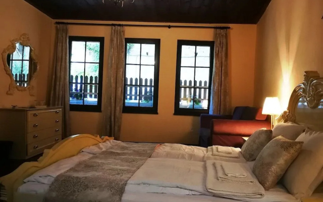 HiStory INN Unique Guest House