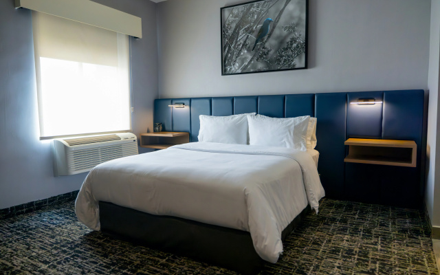 voco Saltillo Suites by IHG