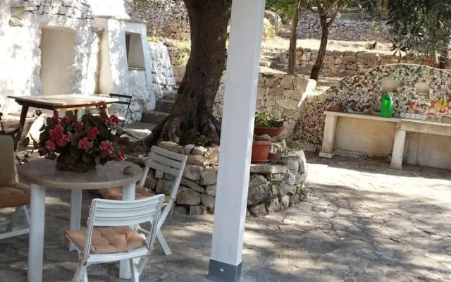 Trullo degli Ulivi