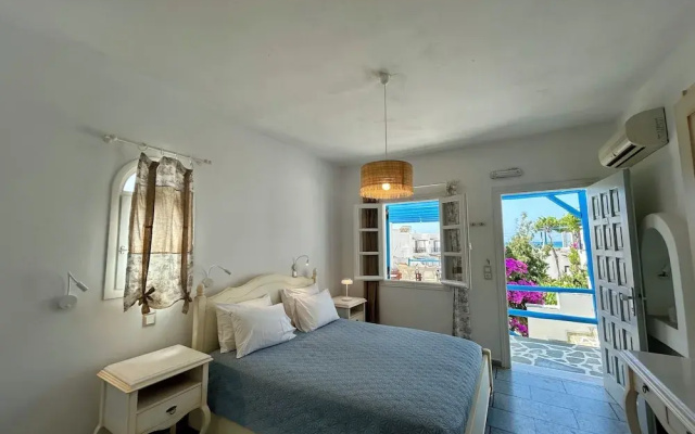 Sea View Apartments & Studios