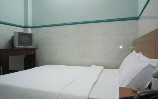 Hoa Xuan Hotel