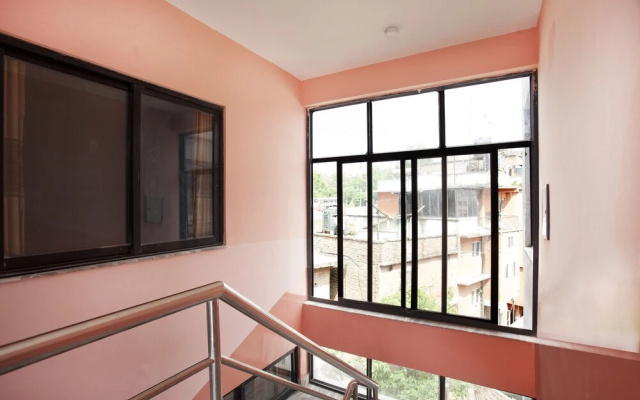 Oyo 419 Hotel Crossroads