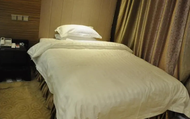 Manzhouli Aolong Business Hotel