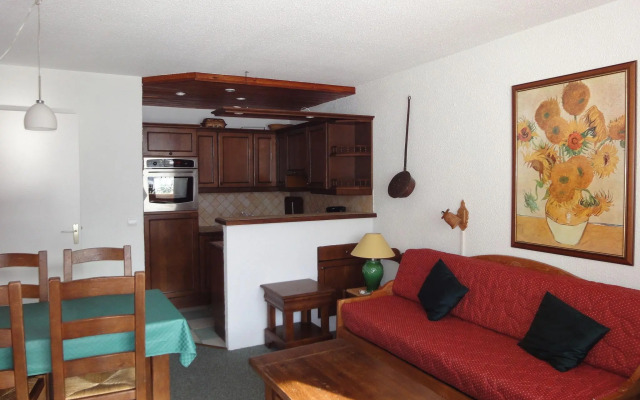 Enticing Apartment in Méribel with Balcony