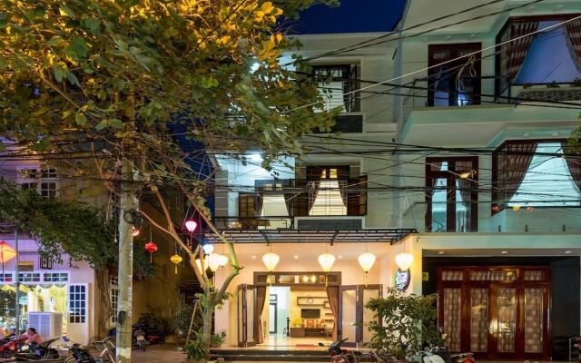 Отель Hoa Thu Homestay вид на фасад