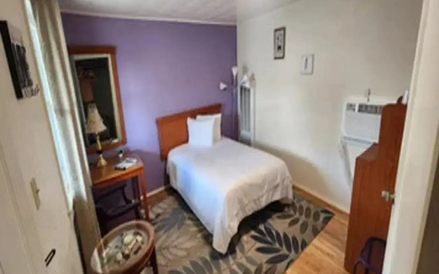 Rose's Motel