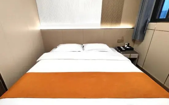 Meidi Hotel (Shenzhen Bao'an Airport Pingluanshan Metro Station Branch)