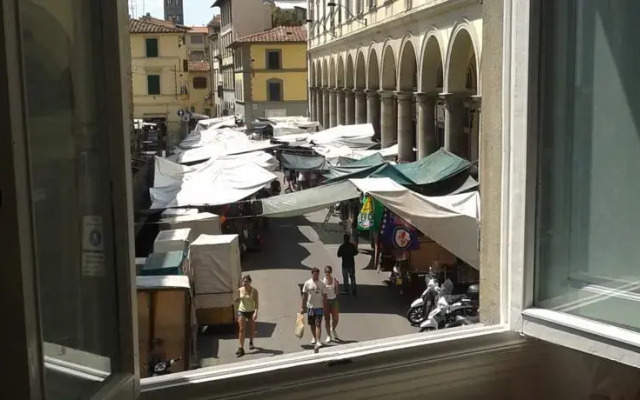 Unique Apartment Florence