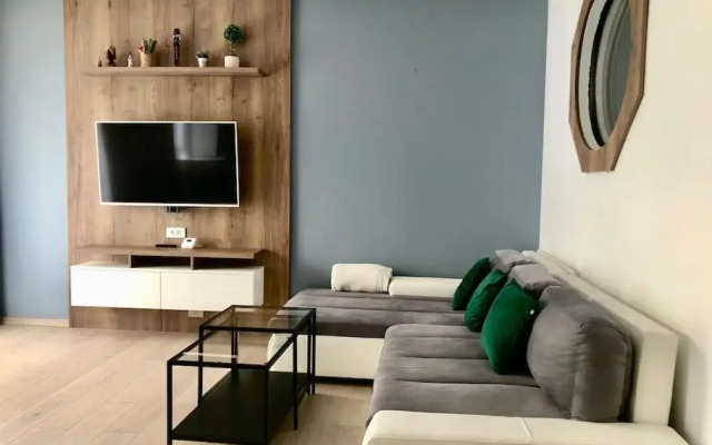 New modern apart near Center at Vivalia grand v9