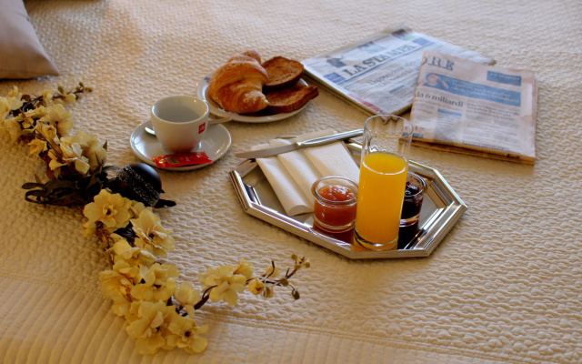 Eremes Rooms & Apartments