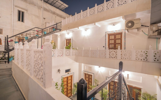 Amoraya Hotels & Resorts