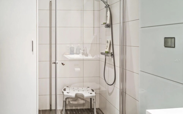 Nice Apartment in Kristiansand With Wifi and 2 Bedrooms