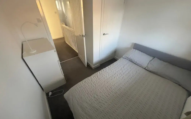 3 Bedroom House Oakwood Retreat in Dunstable